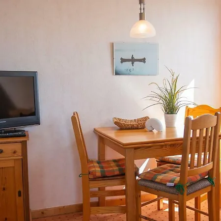 Strandhaus Nr. 9 Og Re. Апартаменты *